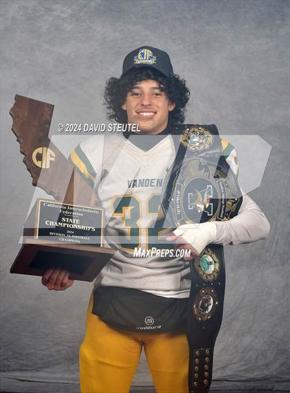 Thumbnail 3 in Vanden (CIF State Div. 3-A Awards) photogallery.