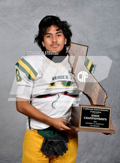 Thumbnail 3 in Vanden (CIF State Div. 3-A Awards) photogallery.