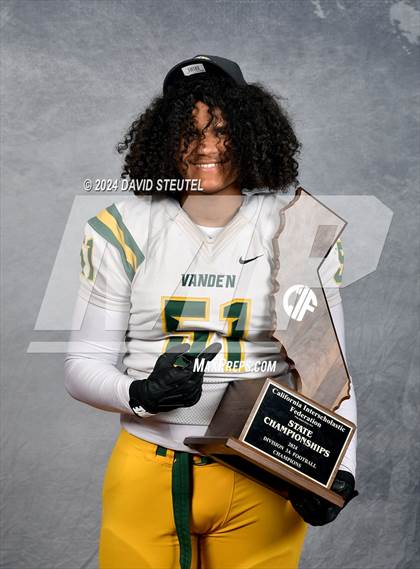 Thumbnail 2 in Vanden (CIF State Div. 3-A Awards) photogallery.