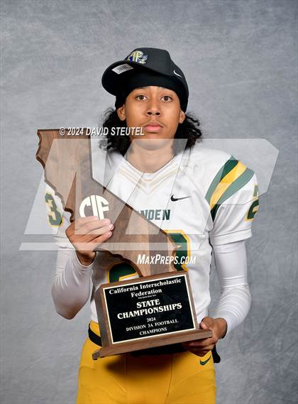 Thumbnail 2 in Vanden (CIF State Div. 3-A Awards) photogallery.