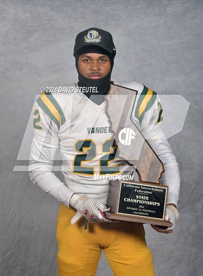 Thumbnail 1 in Vanden (CIF State Div. 3-A Awards) photogallery.