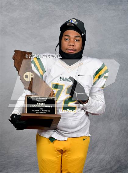 Thumbnail 3 in Vanden (CIF State Div. 3-A Awards) photogallery.