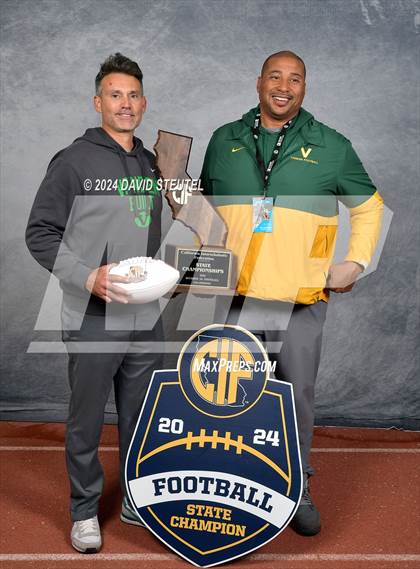 Thumbnail 1 in Vanden (CIF State Div. 3-A Awards) photogallery.