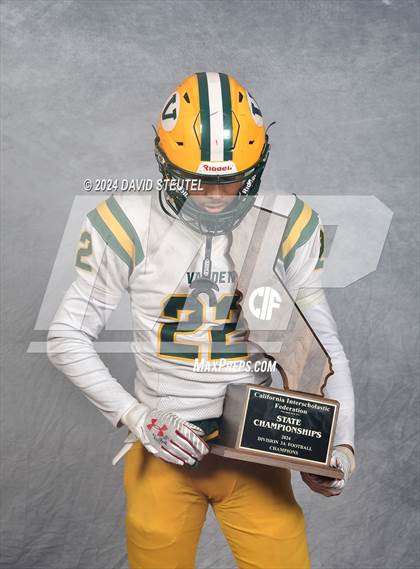 Thumbnail 2 in Vanden (CIF State Div. 3-A Awards) photogallery.