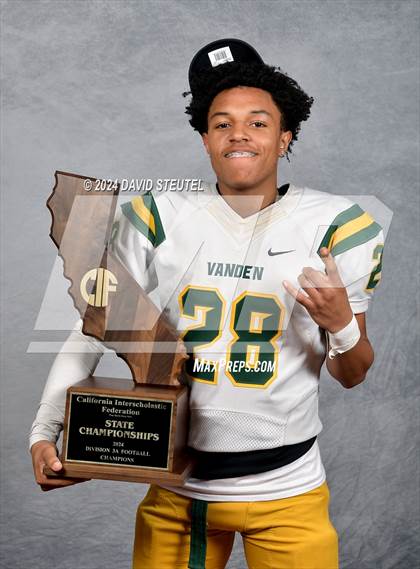 Thumbnail 3 in Vanden (CIF State Div. 3-A Awards) photogallery.