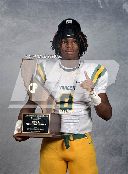 Thumbnail 2 in Vanden (CIF State Div. 3-A Awards) photogallery.