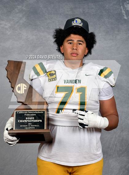 Thumbnail 2 in Vanden (CIF State Div. 3-A Awards) photogallery.