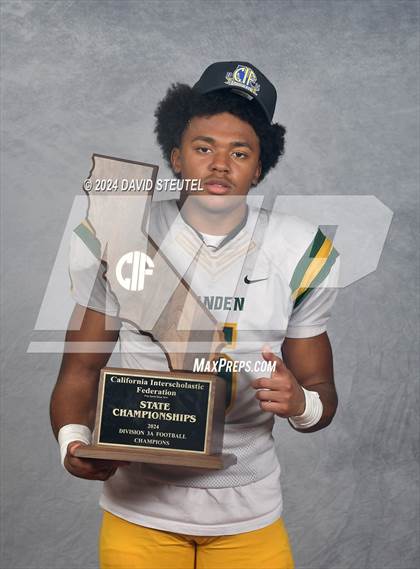 Thumbnail 2 in Vanden (CIF State Div. 3-A Awards) photogallery.