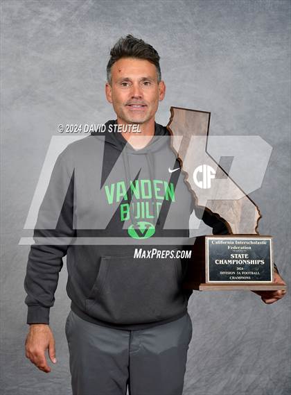 Thumbnail 1 in Vanden (CIF State Div. 3-A Awards) photogallery.