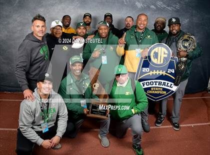 Thumbnail 1 in Vanden (CIF State Div. 3-A Awards) photogallery.