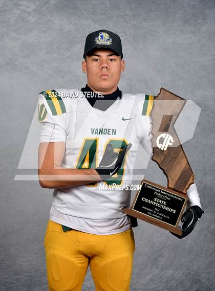 Thumbnail 2 in Vanden (CIF State Div. 3-A Awards) photogallery.