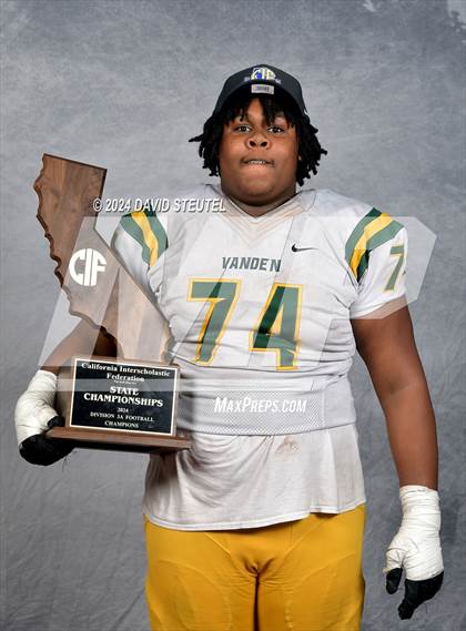 Thumbnail 3 in Vanden (CIF State Div. 3-A Awards) photogallery.