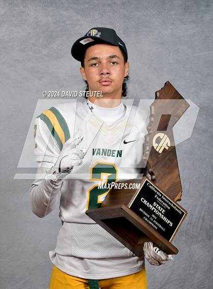 Thumbnail 3 in Vanden (CIF State Div. 3-A Awards) photogallery.
