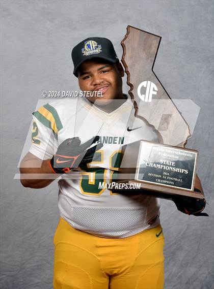 Thumbnail 2 in Vanden (CIF State Div. 3-A Awards) photogallery.