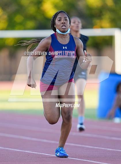 Thumbnail 1 in Marcos de Niza & Tempe @ McClintock photogallery.