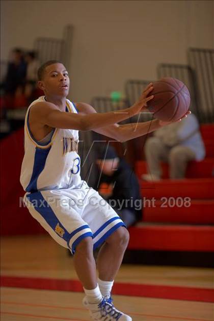 Thumbnail 2 in Wood vs. Encina (Cordova Christmas Classic) photogallery.