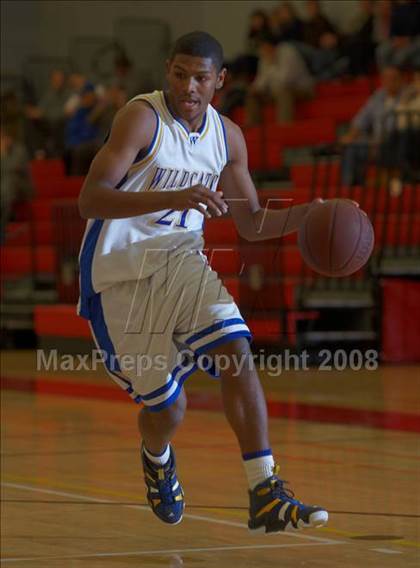 Thumbnail 1 in Wood vs. Encina (Cordova Christmas Classic) photogallery.