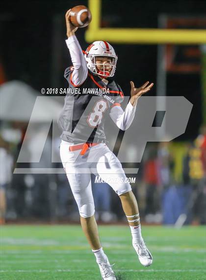 Thumbnail 3 in Harvard-Westlake vs  St. Anthony photogallery.
