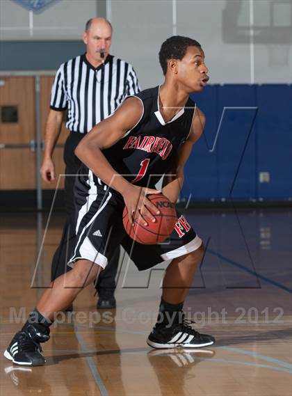 Thumbnail 1 in Tokay vs. Fairfield (Bruin Shootout) photogallery.