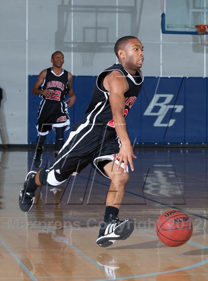 Thumbnail 2 in Tokay vs. Fairfield (Bruin Shootout) photogallery.