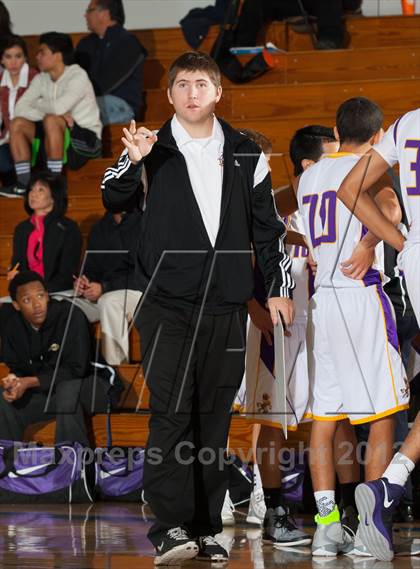 Thumbnail 1 in Tokay vs. Fairfield (Bruin Shootout) photogallery.