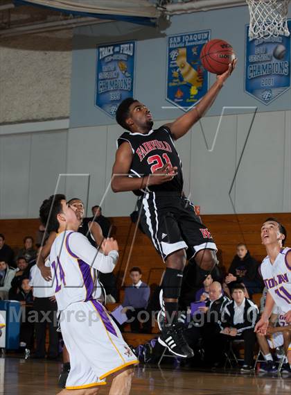 Thumbnail 2 in Tokay vs. Fairfield (Bruin Shootout) photogallery.