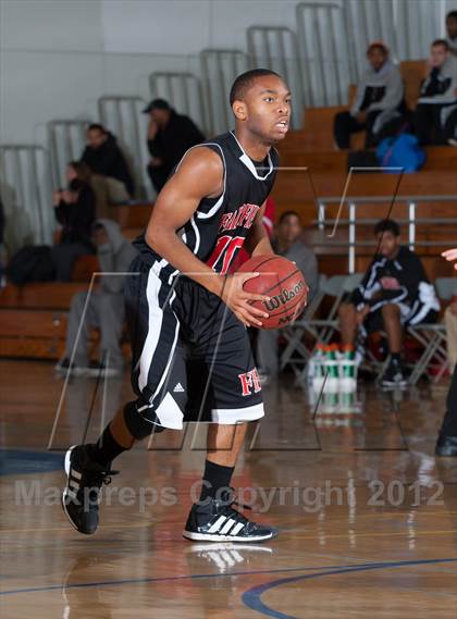 Thumbnail 3 in Tokay vs. Fairfield (Bruin Shootout) photogallery.