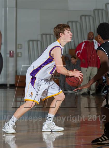 Thumbnail 2 in Tokay vs. Fairfield (Bruin Shootout) photogallery.