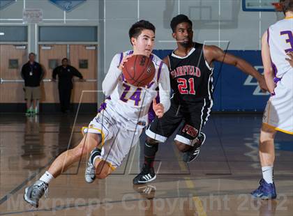 Thumbnail 2 in Tokay vs. Fairfield (Bruin Shootout) photogallery.