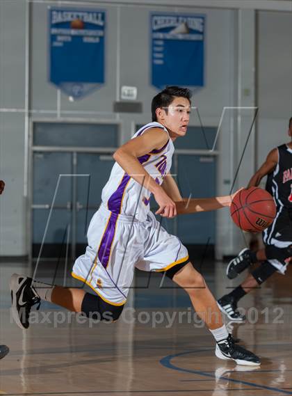 Thumbnail 2 in Tokay vs. Fairfield (Bruin Shootout) photogallery.