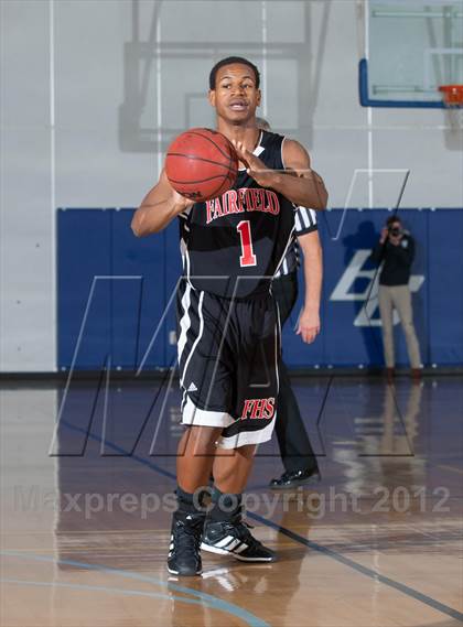 Thumbnail 1 in Tokay vs. Fairfield (Bruin Shootout) photogallery.