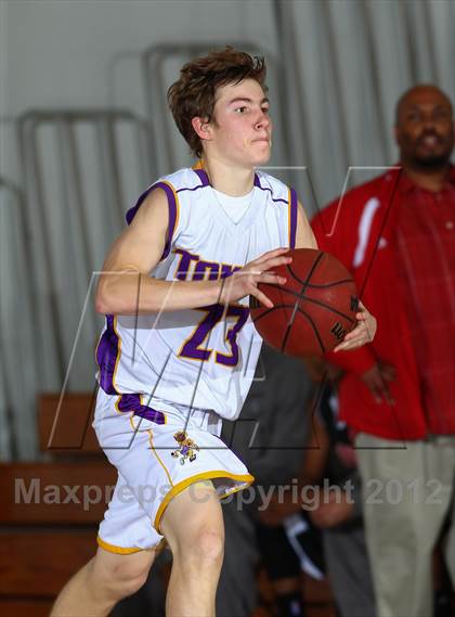 Thumbnail 2 in Tokay vs. Fairfield (Bruin Shootout) photogallery.
