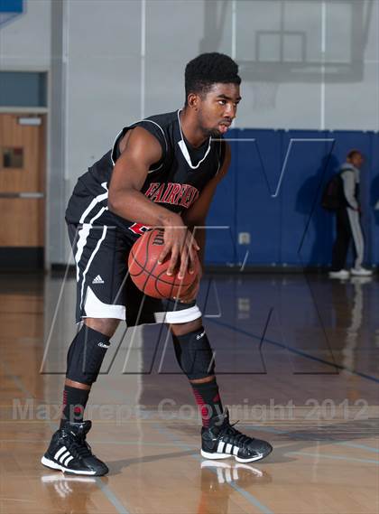 Thumbnail 1 in Tokay vs. Fairfield (Bruin Shootout) photogallery.
