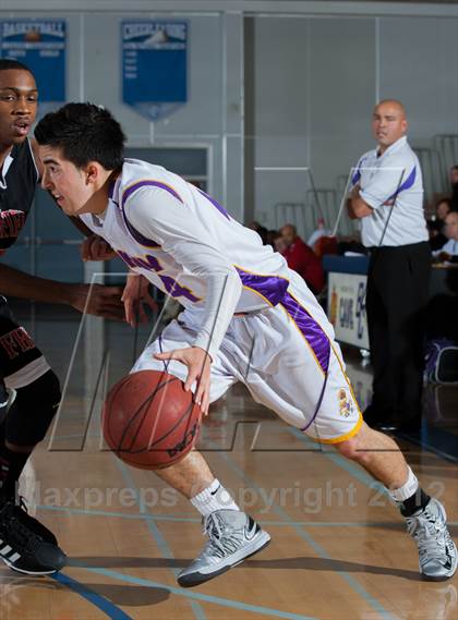 Thumbnail 3 in Tokay vs. Fairfield (Bruin Shootout) photogallery.