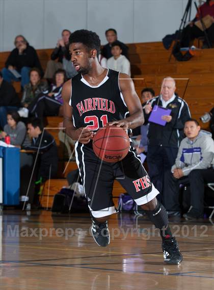 Thumbnail 3 in Tokay vs. Fairfield (Bruin Shootout) photogallery.