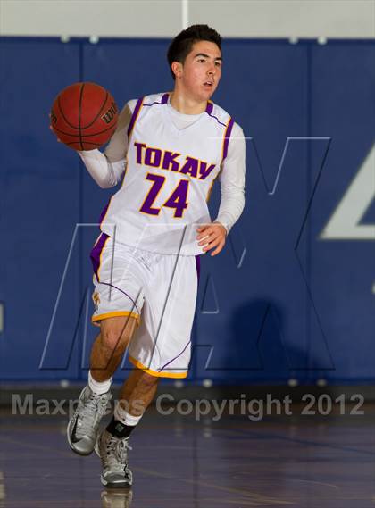 Thumbnail 3 in Tokay vs. Fairfield (Bruin Shootout) photogallery.