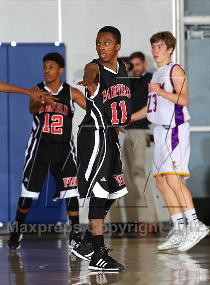 Thumbnail 2 in Tokay vs. Fairfield (Bruin Shootout) photogallery.