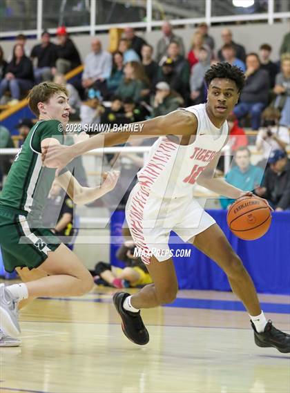 Thumbnail 3 in Zionsville vs. Fishers photogallery.