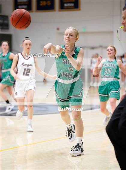 Thumbnail 1 in South Summit vs. Morgan(UHSAA 3A 2nd Round Playoff) photogallery.