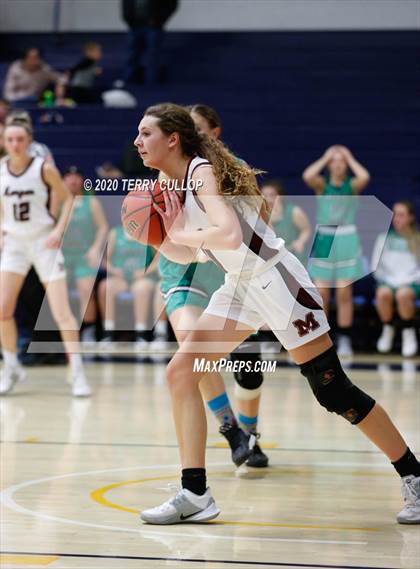 Thumbnail 2 in South Summit vs. Morgan(UHSAA 3A 2nd Round Playoff) photogallery.