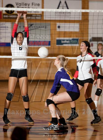 Thumbnail 3 in Bret Harte @ Modesto Christian photogallery.