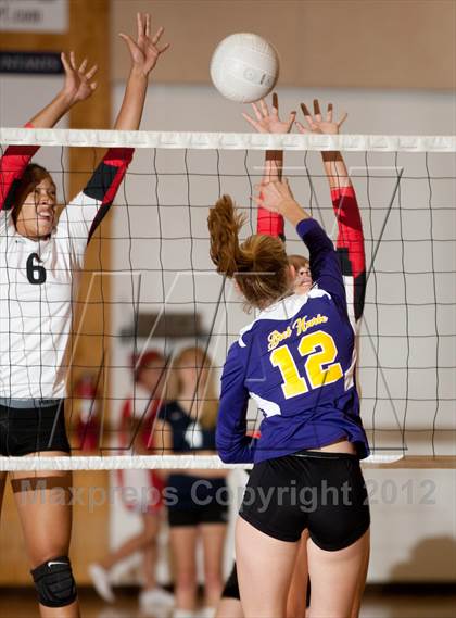 Thumbnail 3 in Bret Harte @ Modesto Christian photogallery.