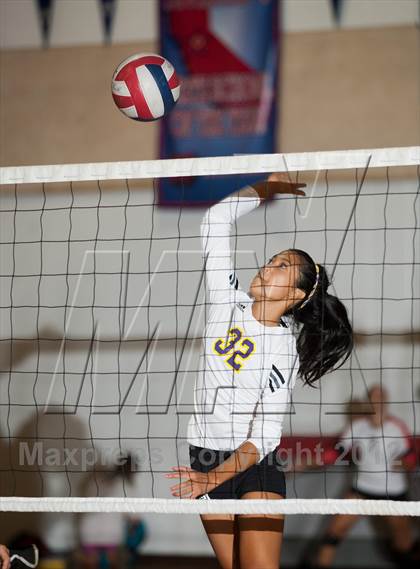 Thumbnail 3 in Bret Harte @ Modesto Christian photogallery.