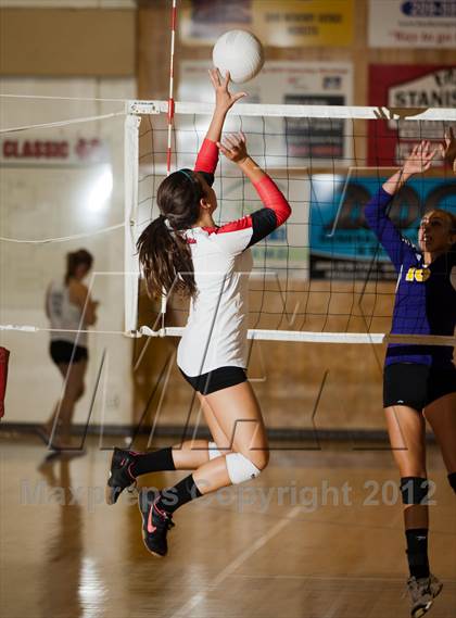 Thumbnail 2 in Bret Harte @ Modesto Christian photogallery.