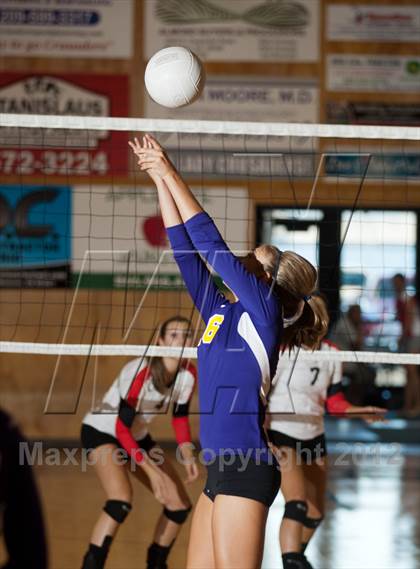 Thumbnail 2 in Bret Harte @ Modesto Christian photogallery.