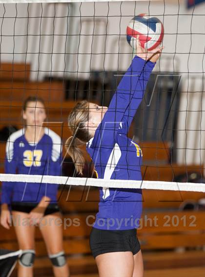 Thumbnail 3 in Bret Harte @ Modesto Christian photogallery.