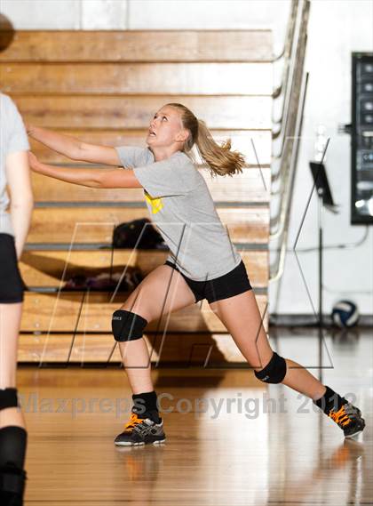 Thumbnail 2 in Bret Harte @ Modesto Christian photogallery.