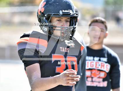 Thumbnail 1 in Questa @ Taos photogallery.