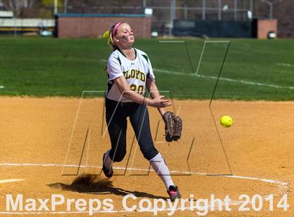 Thumbnail 3 in Brentwood @ William Floyd photogallery.