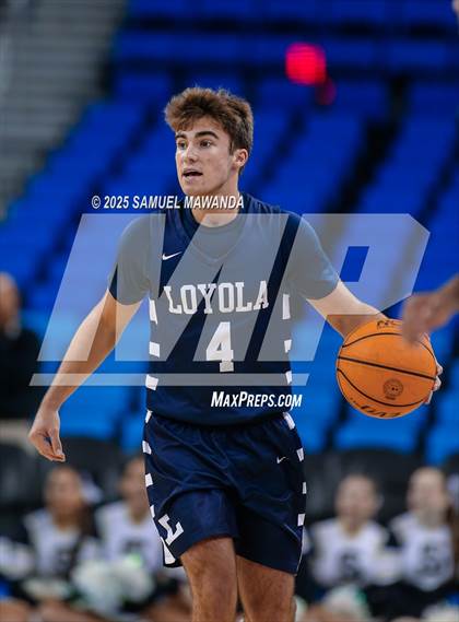 Thumbnail 3 in Loyola vs Servite photogallery.
